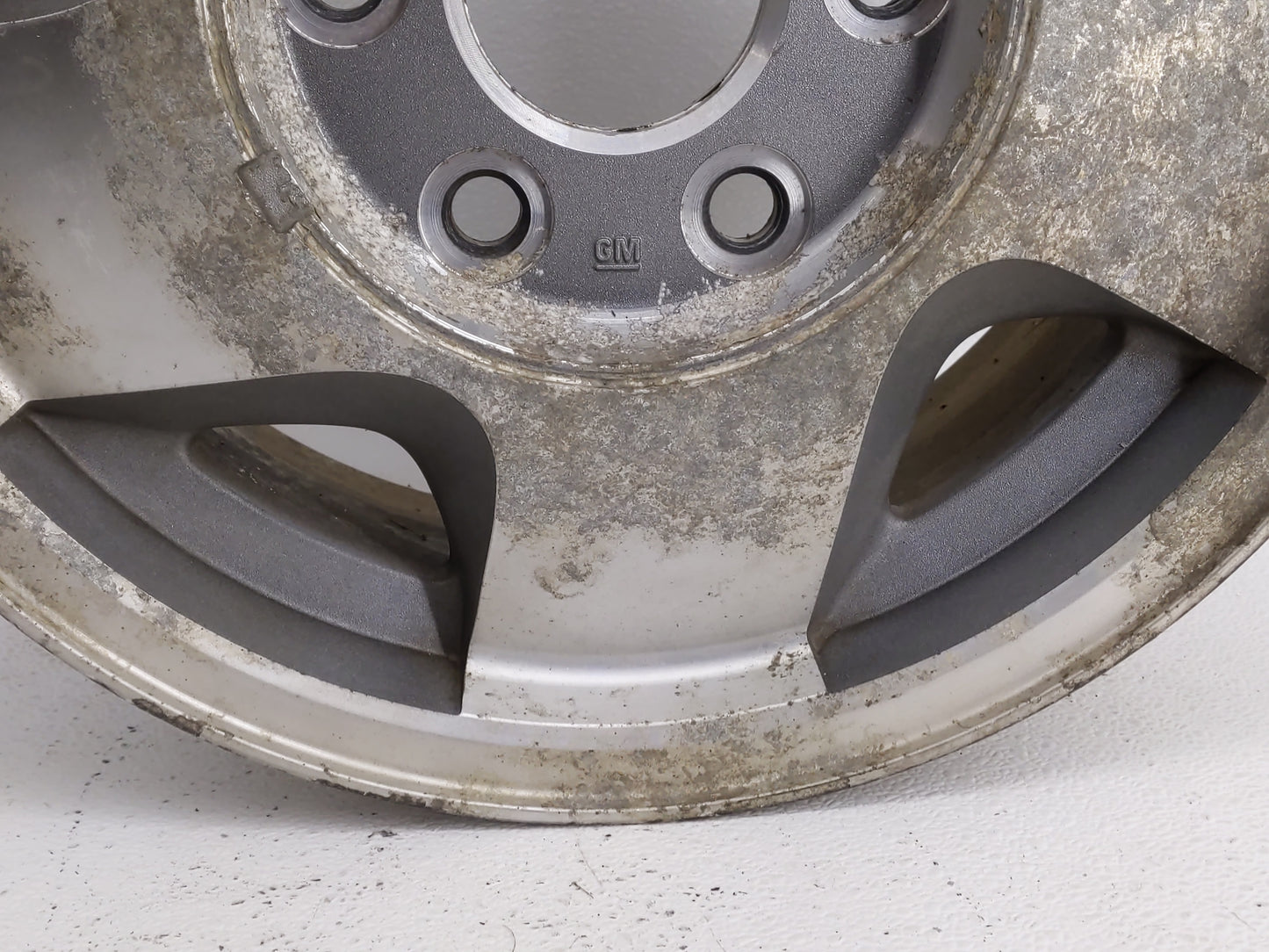 Chevrolet C1500 Oem Wheel Rim 813292 - Oemusedautoparts1.com