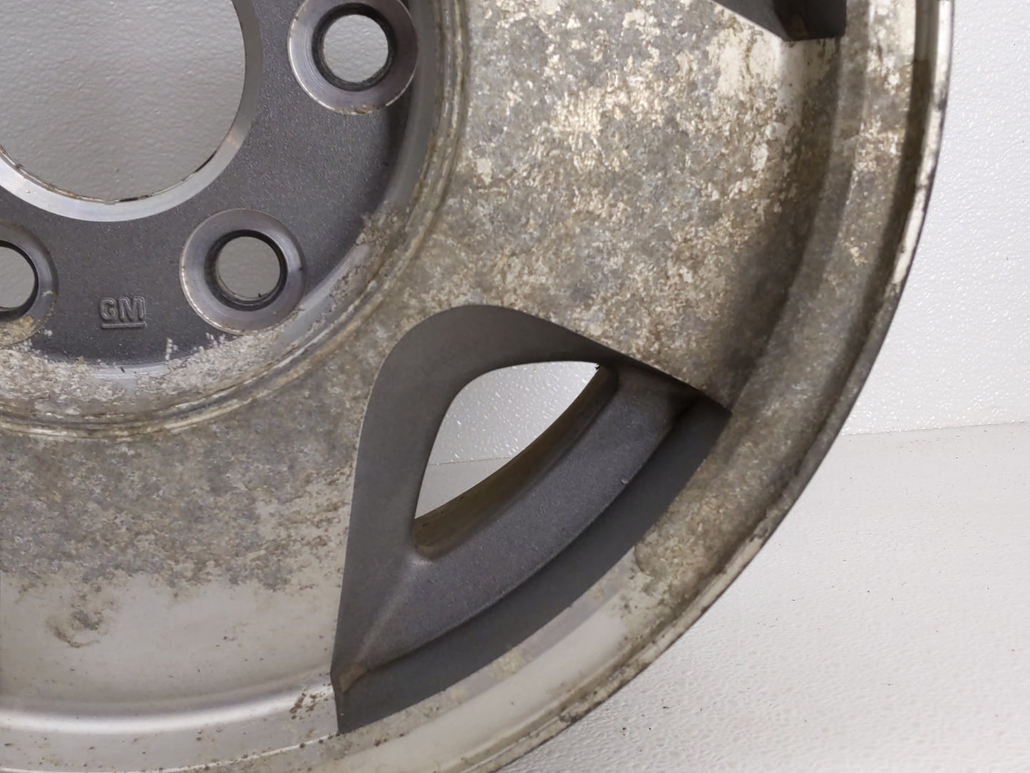 Chevrolet C1500 Oem Wheel Rim 813292 - Oemusedautoparts1.com
