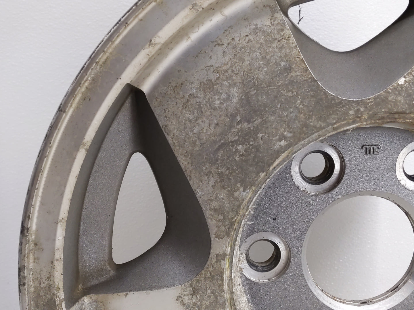 Chevrolet C1500 Oem Wheel Rim 813292 - Oemusedautoparts1.com