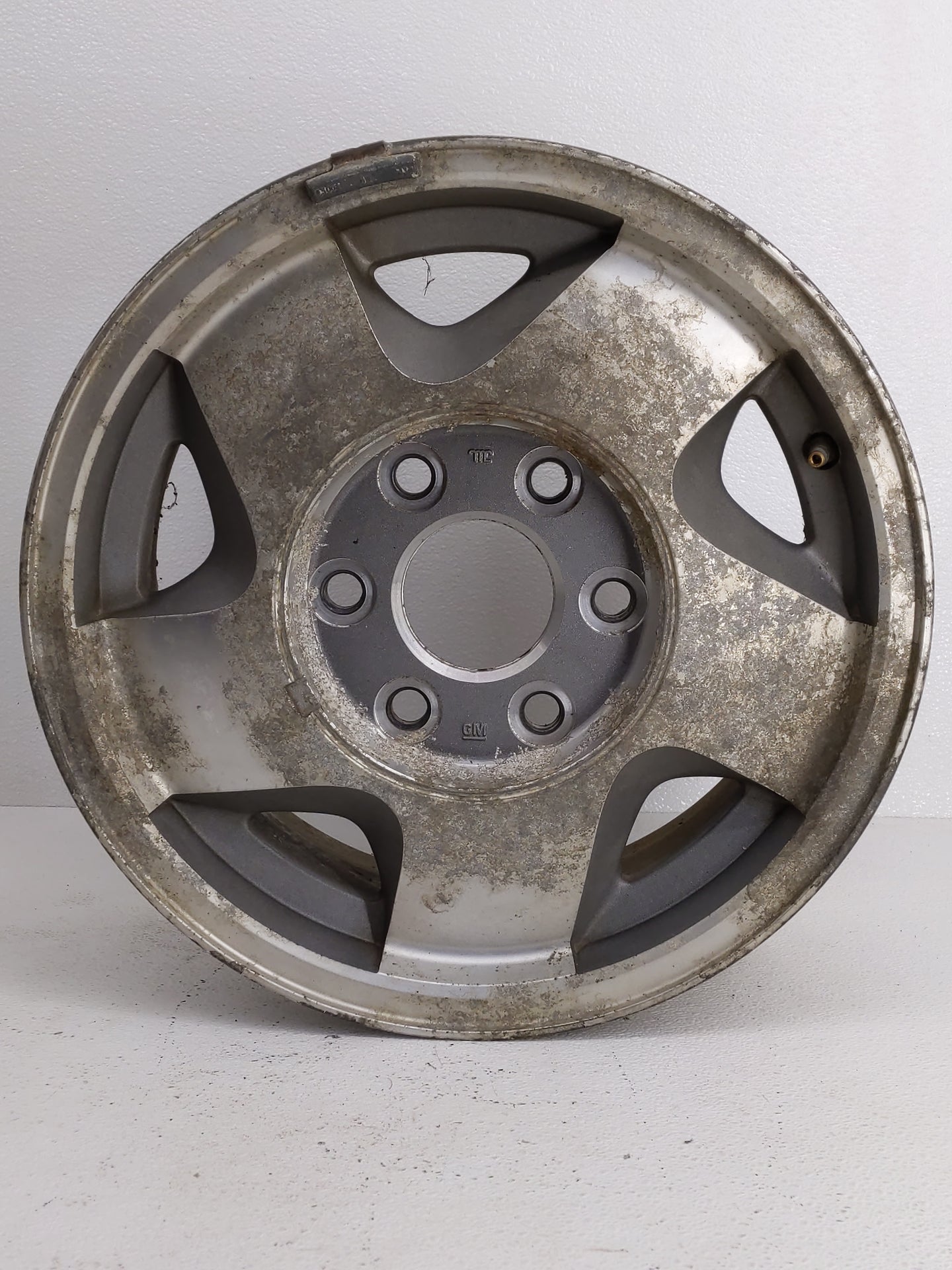 Chevrolet C1500 Oem Wheel Rim 813292 - Oemusedautoparts1.com