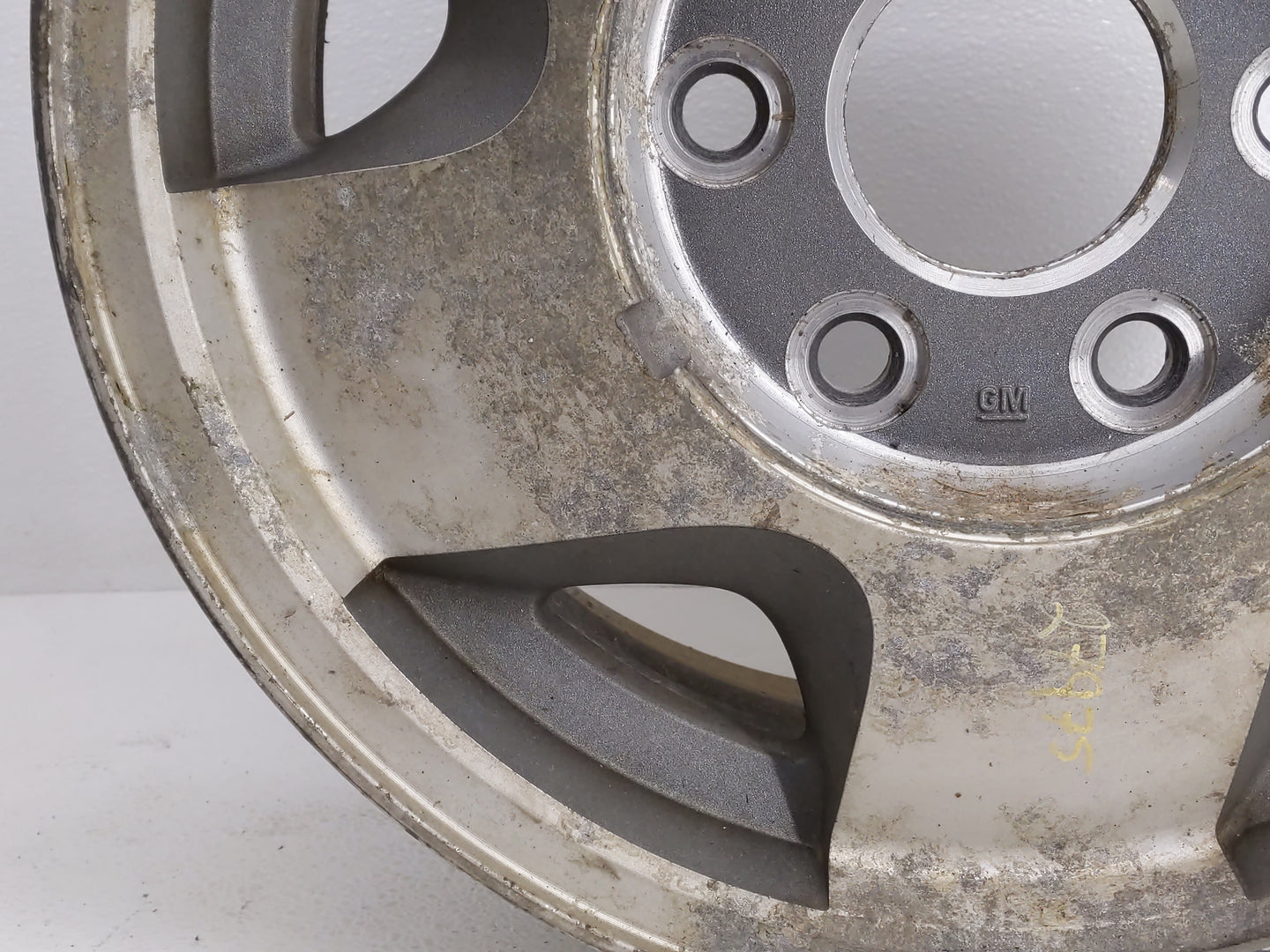 Chevrolet C1500 Oem Wheel Rim 813293 - Oemusedautoparts1.com