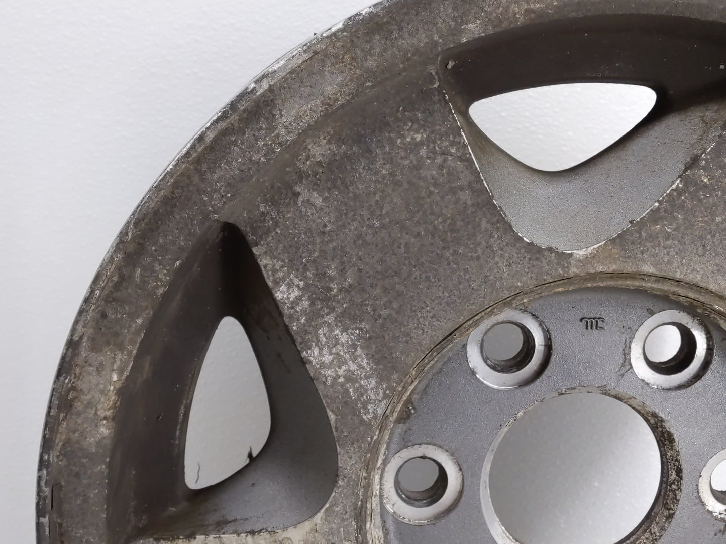 Chevrolet C1500 Oem Wheel Rim 813294 - Oemusedautoparts1.com
