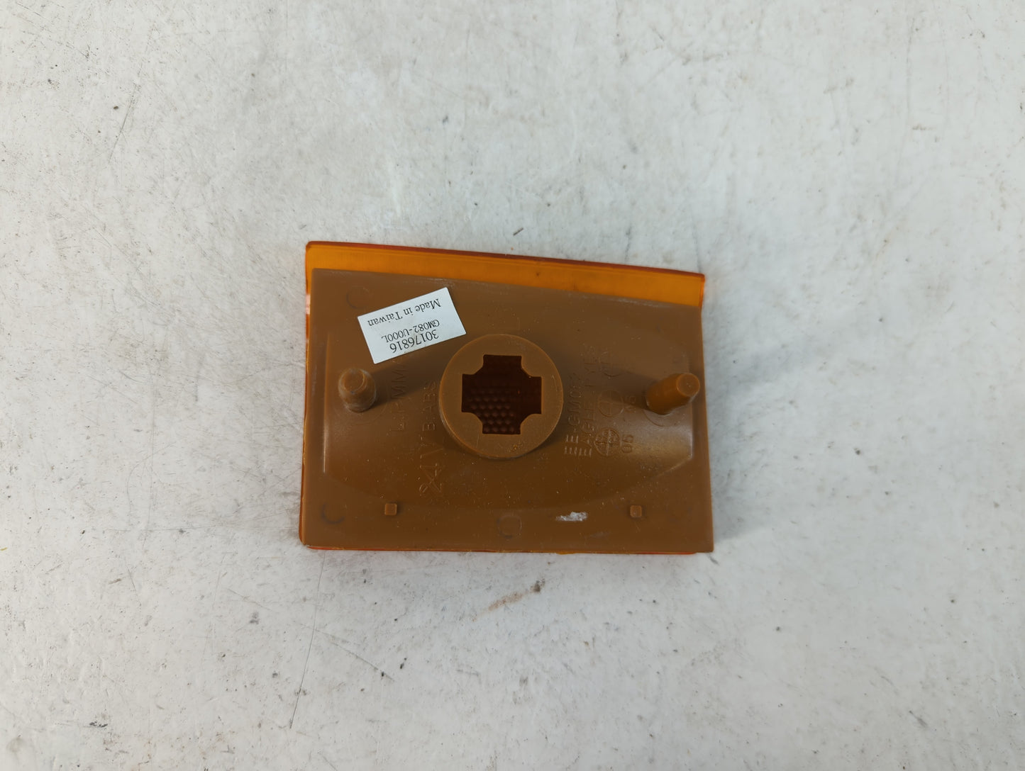 1993 Chevrolet C1500 Driver Left Oem Front Light Lamp - Oemusedautoparts1.com