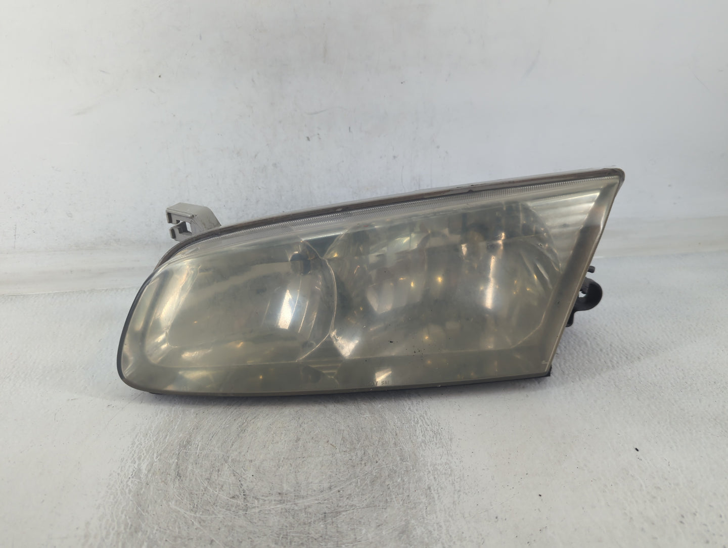 1993 Chevrolet Ck Tail Light Assembly Driver Left OEM Fits OEM Used Auto Parts - Oemusedautoparts1.com