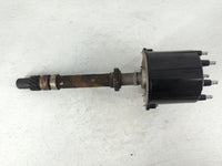 1993 Chevrolet K1500 Engine Ignition Distributor OEM Fits Fits 1992 1994 1995 OEM Used Auto Parts - Oemusedautoparts1.com