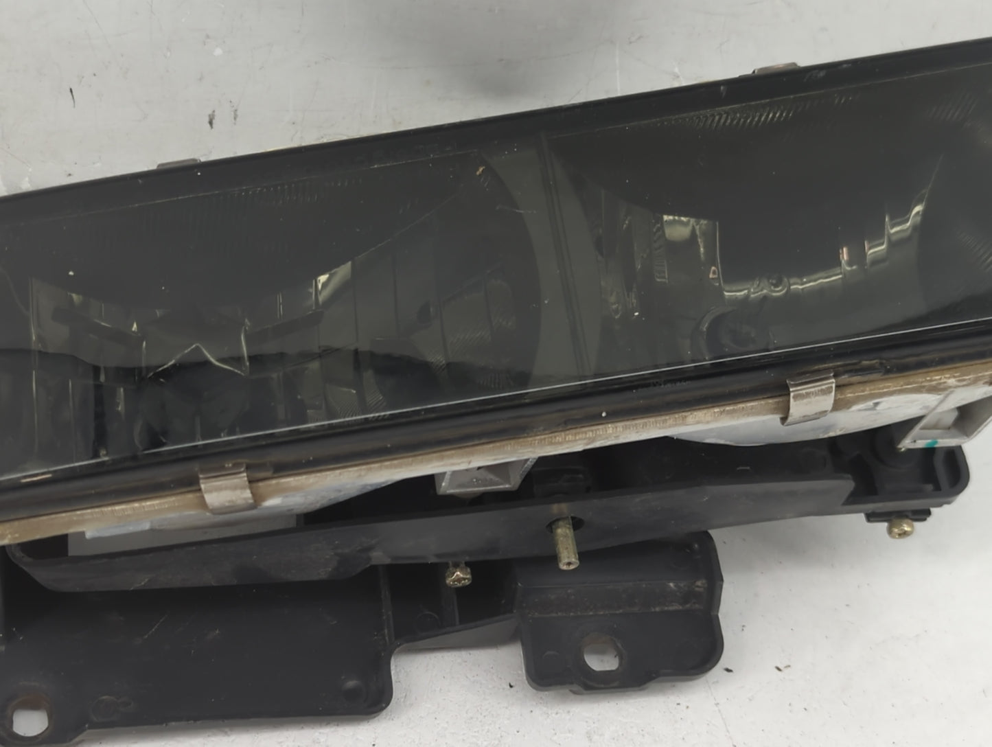 1993 Chevrolet K1500 Driver Left Oem Head Light Headlight Lamp - Oemusedautoparts1.com