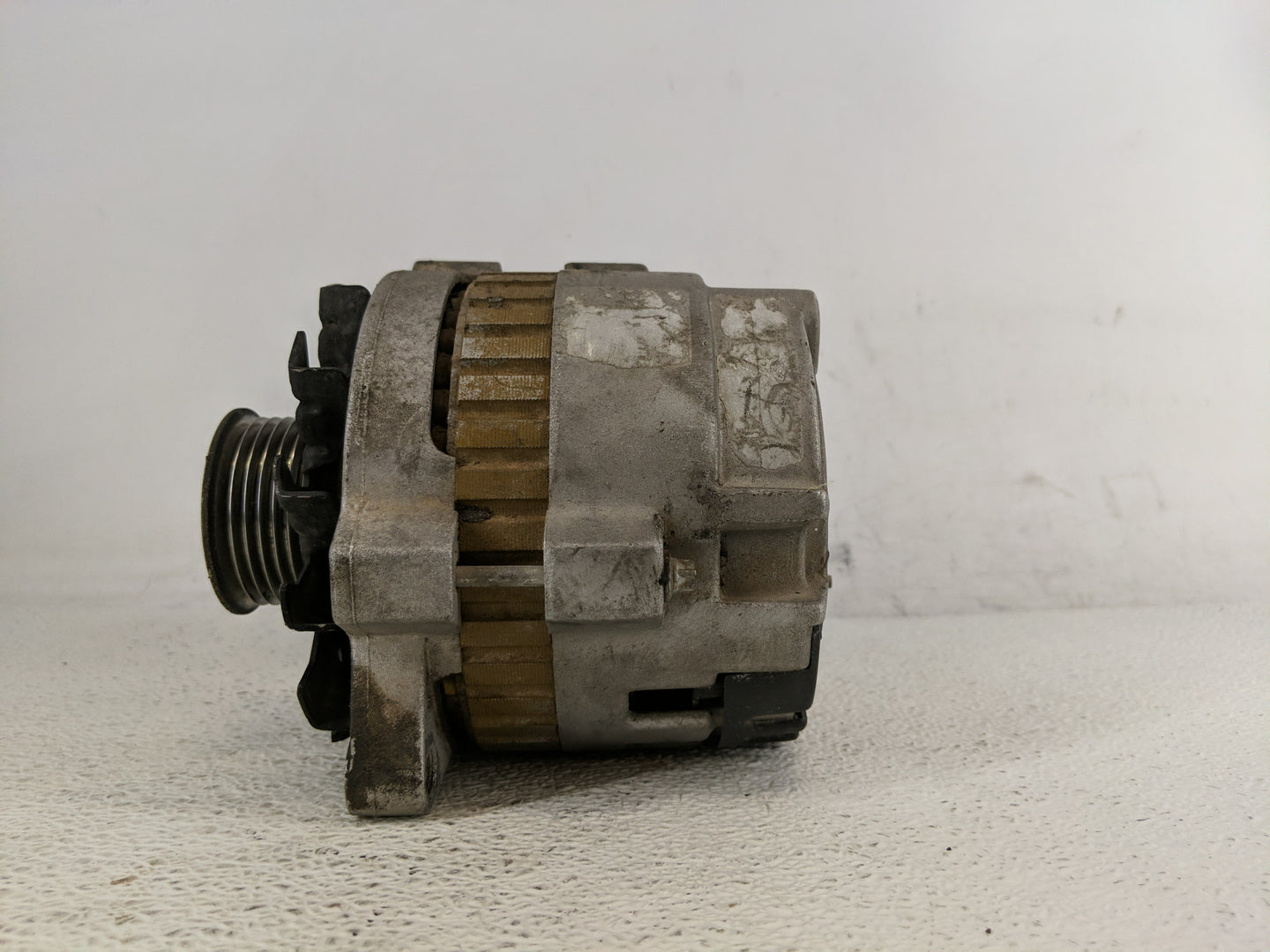 1993 Chevrolet Lumina Alternator Replacement Generator Charging Assembly Engine OEM Fits OEM Used Auto Parts - Oemusedautopa