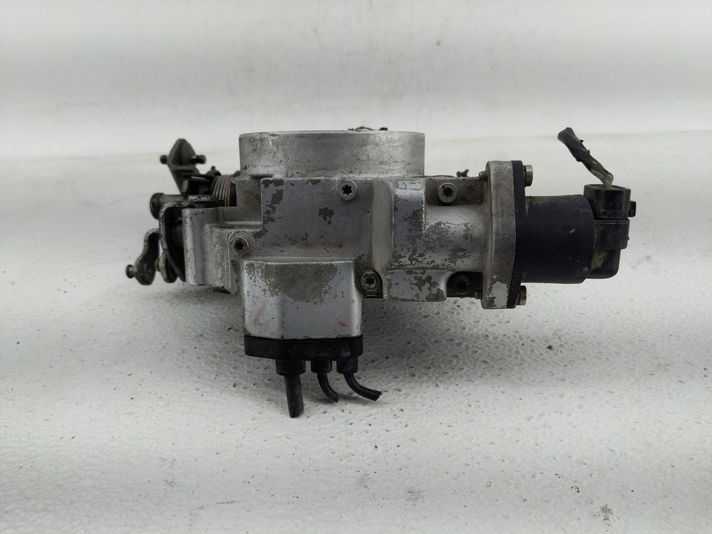 1993 Chevrolet Lumina Throttle Body Fits OEM Used Auto Parts - Oemusedautoparts1.com