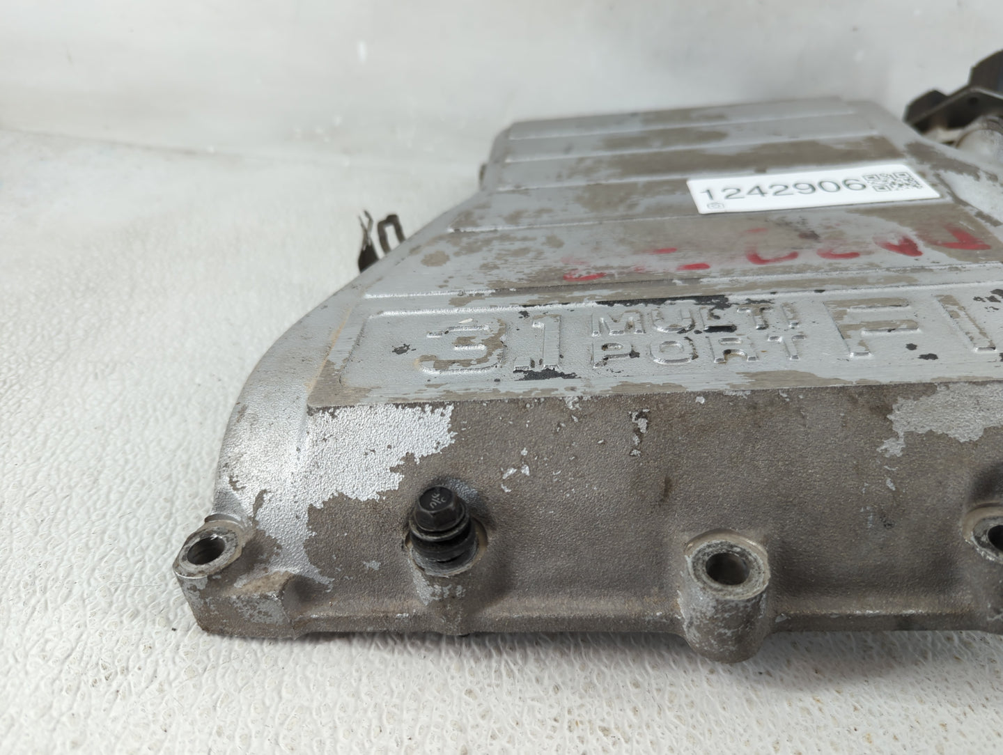 1993 Chevrolet Lumina Air Intake Manifold Fits OEM Used Auto Parts - Oemusedautoparts1.com