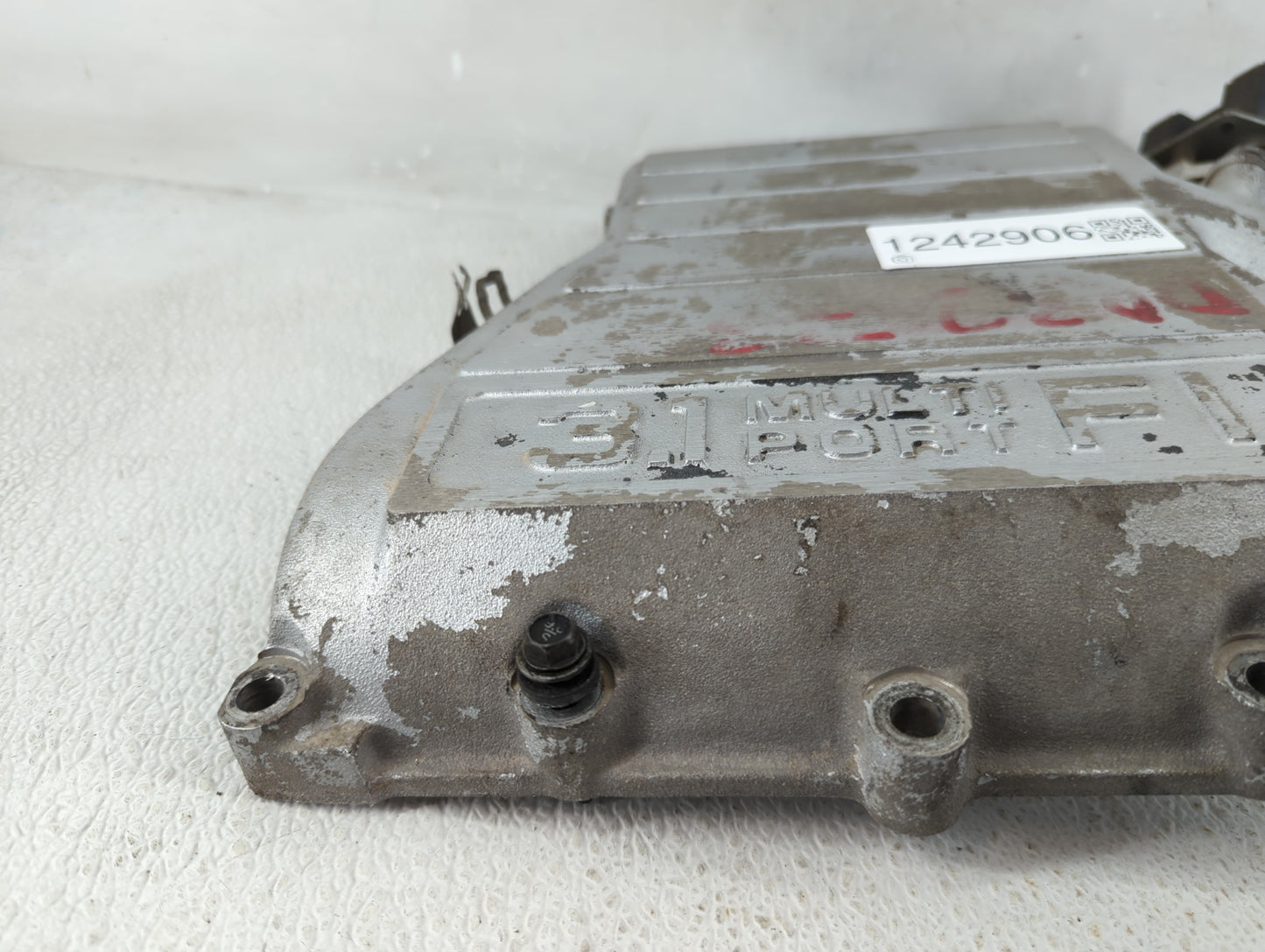 1993 Chevrolet Lumina Air Intake Manifold Fits OEM Used Auto Parts - Oemusedautoparts1.com