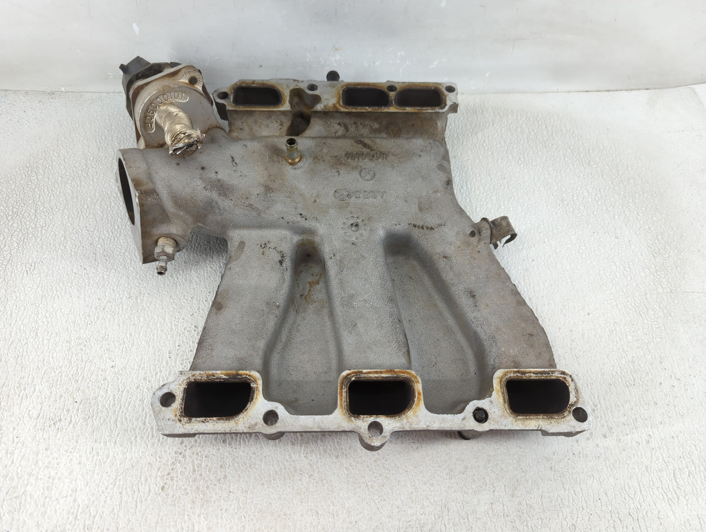 1993 Chevrolet Lumina Air Intake Manifold Fits OEM Used Auto Parts - Oemusedautoparts1.com