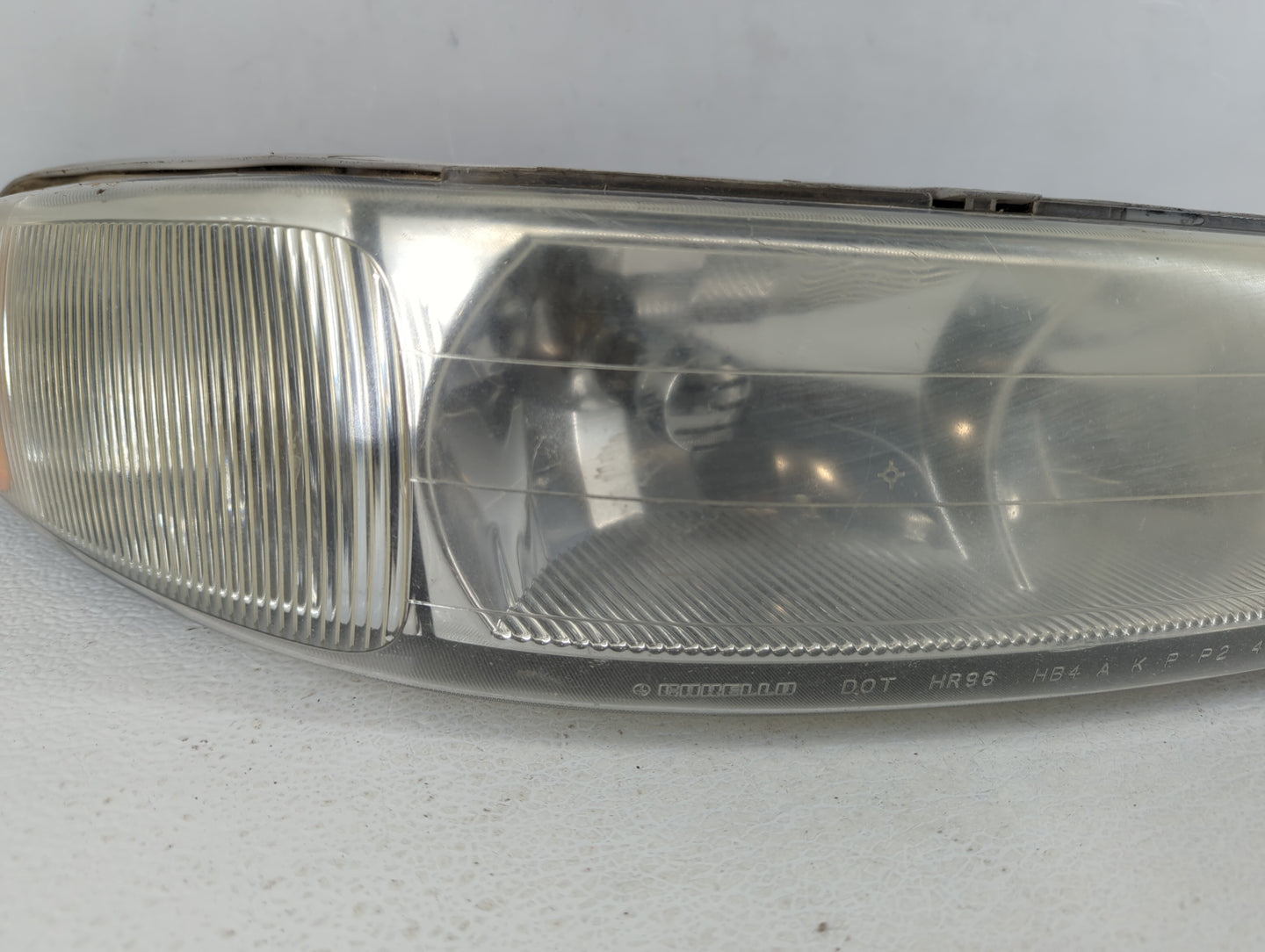 Chrysler New Yorker Driver Left Oem Head Light Headlight Lamp 534431 - Oemusedautoparts1.com