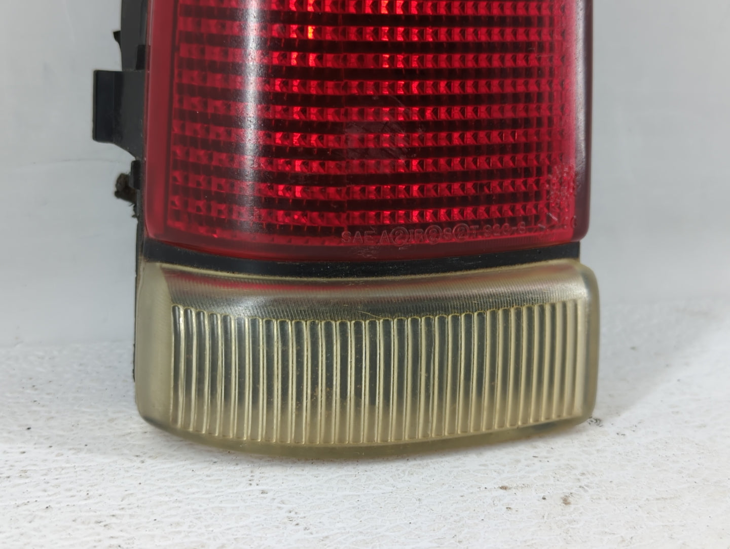 1993 Chrysler New Yorker Tail Light Assembly Driver Left OEM P/N:5262063 Fits OEM Used Auto Parts - Oemusedautoparts1.com