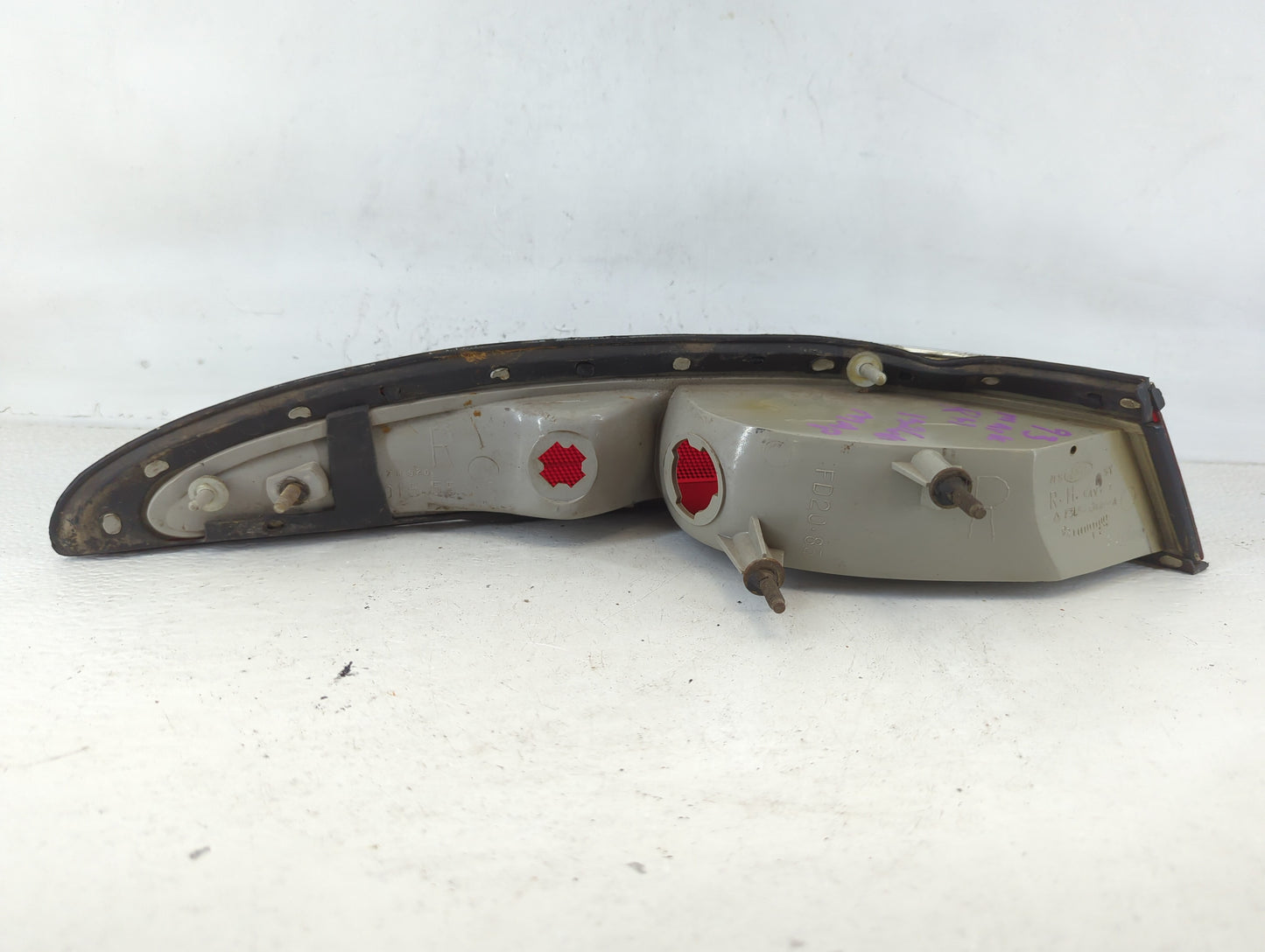 1993 Fiat Linea Tail Light Assembly Passenger Right OEM P/N:F3LB-13440-A Fits OEM Used Auto Parts - Oemusedautoparts1.com