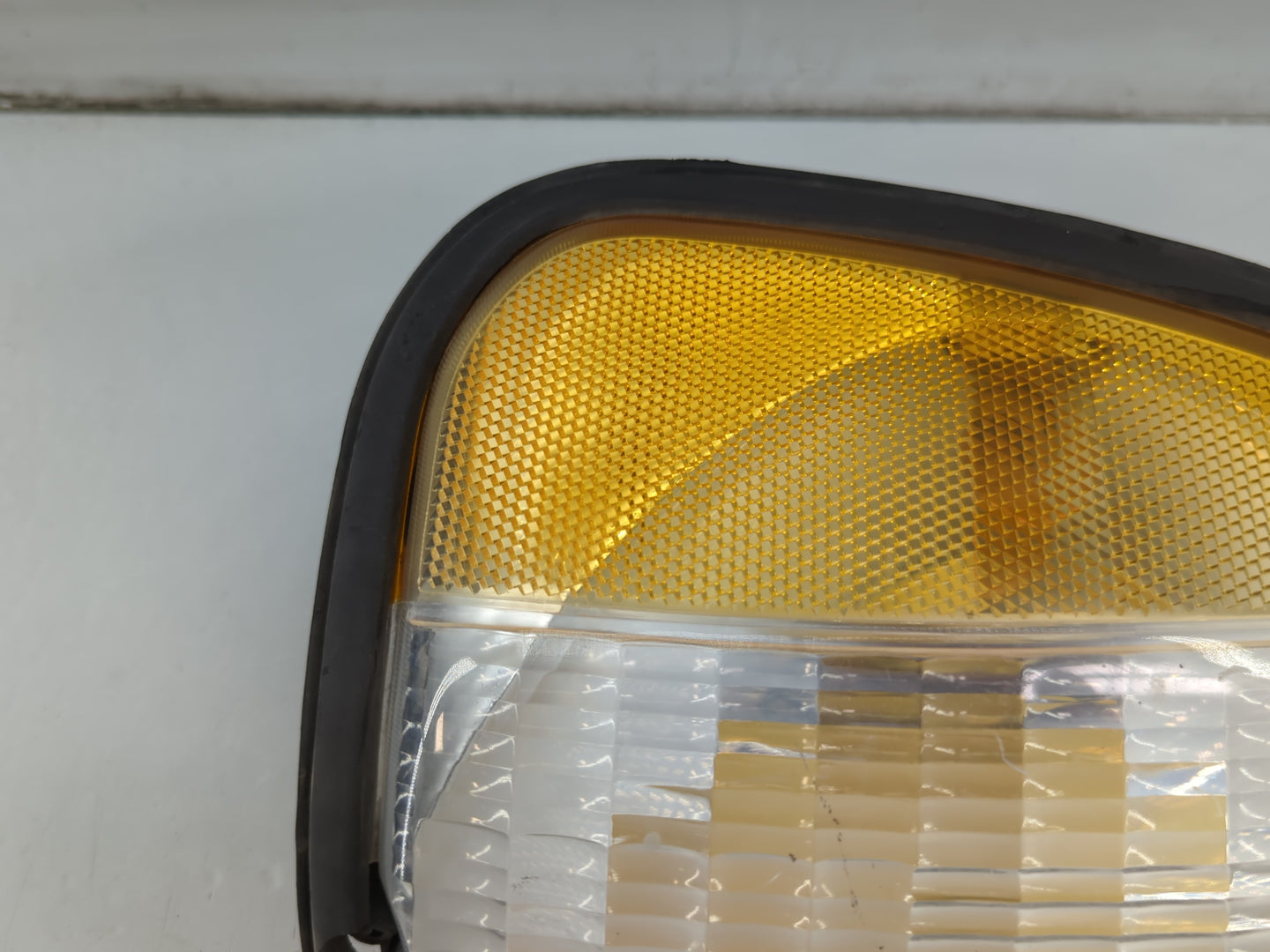 Ford E-150 Passenger Right Oem Head Light Headlight Lamp - Oemusedautoparts1.com