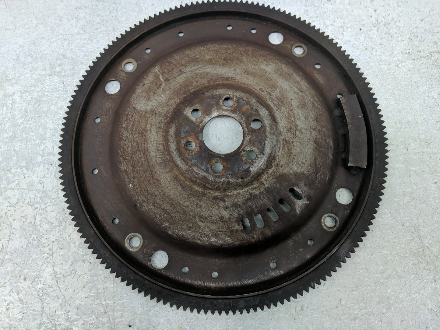 1982-1996 Ford E-150 Transmission Flywheel Flexplate Fits OEM Used Auto Parts - Oemusedautoparts1.com
