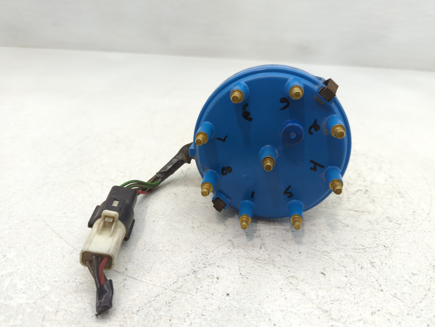 1993 Ford E-150 Engine Ignition Distributor OEM Fits Fits 1994 1995 OEM Used Auto Parts - Oemusedautoparts1.com