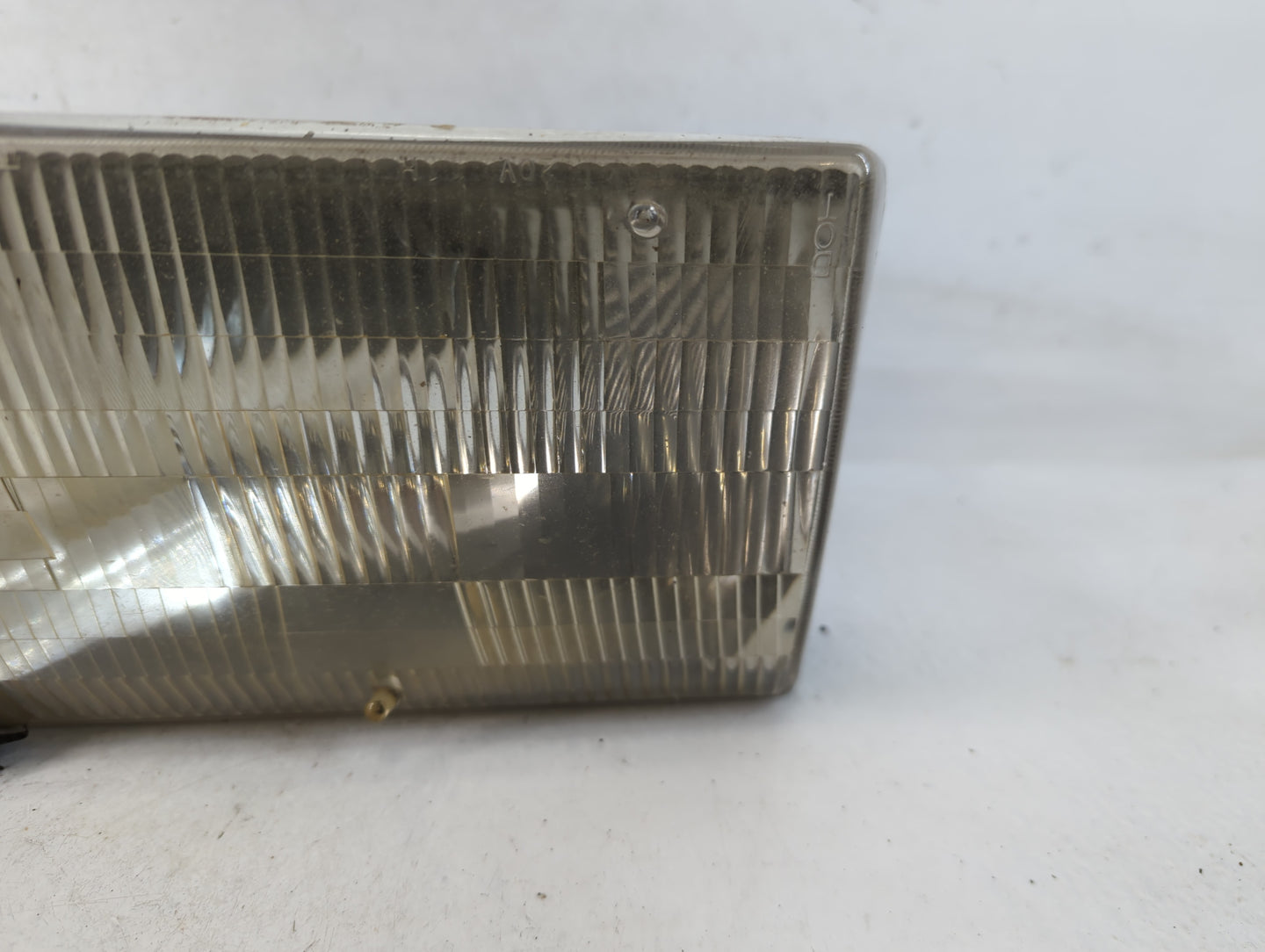 1993 Ford Mustan Passenger Right Oem Head Light Headlight Lamp - Oemusedautoparts1.com