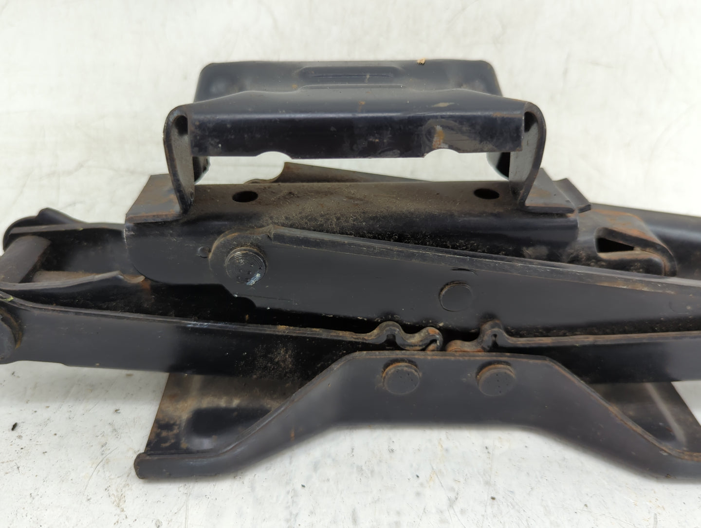 1993 Ford Mustang Spare Scissor Car Jack - Oemusedautoparts1.com