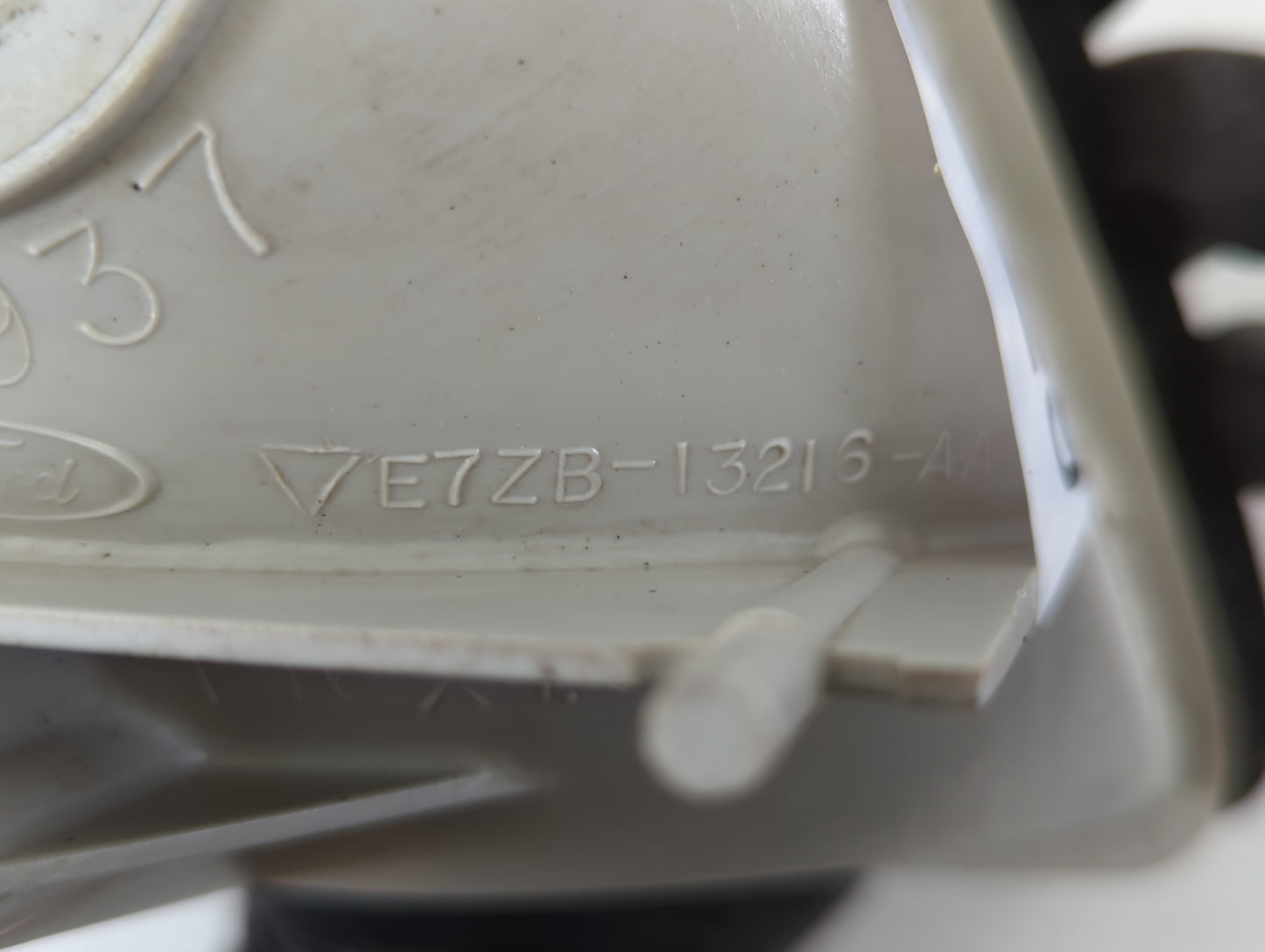 1993 Ford Mustang Driver Left Oem Front Light Lamp - Oemusedautoparts1.com
