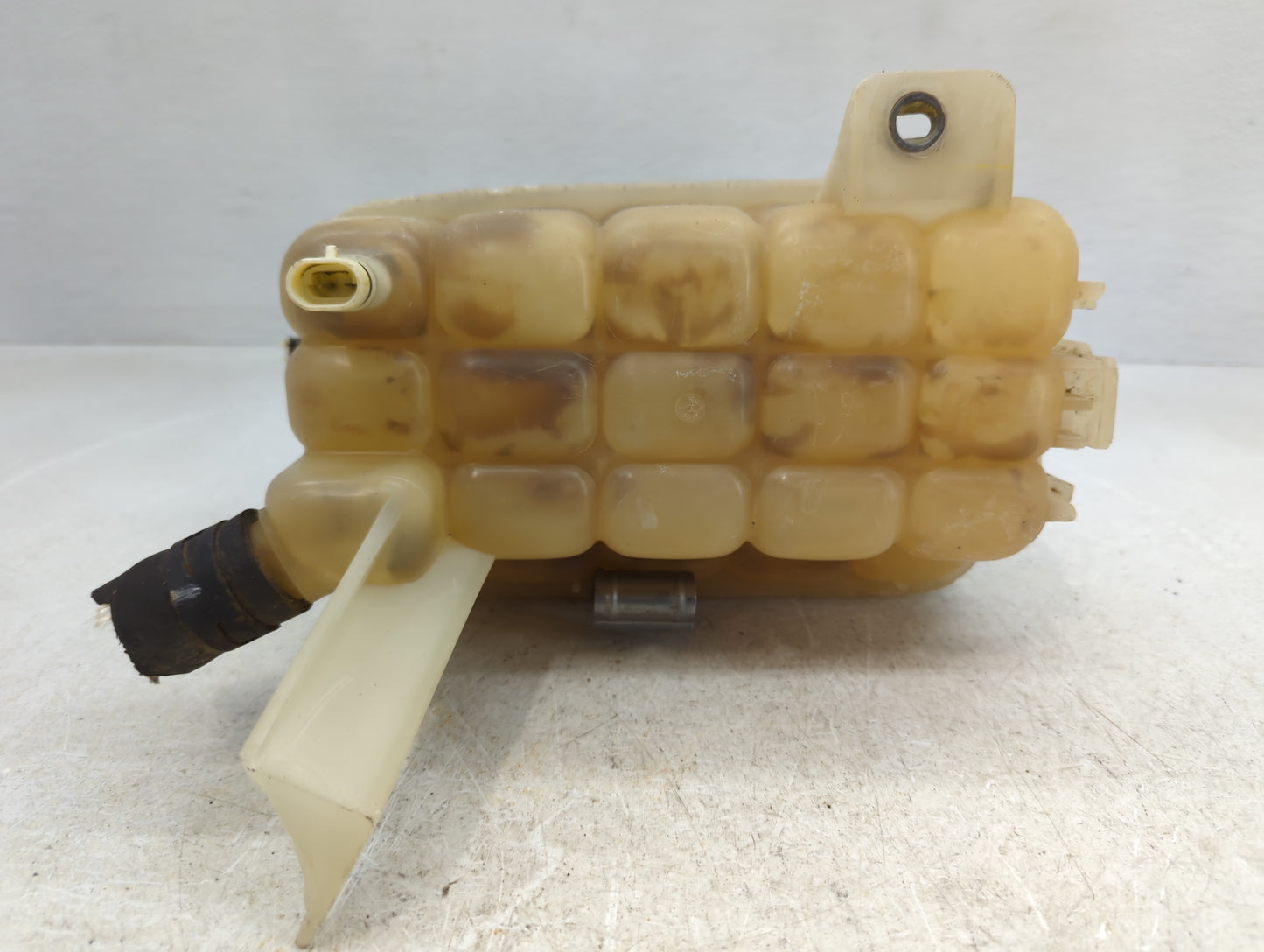 1993 Ford Mustang Radiator Coolant Overflow Expansion Tank Bottle - Oemusedautoparts1.com