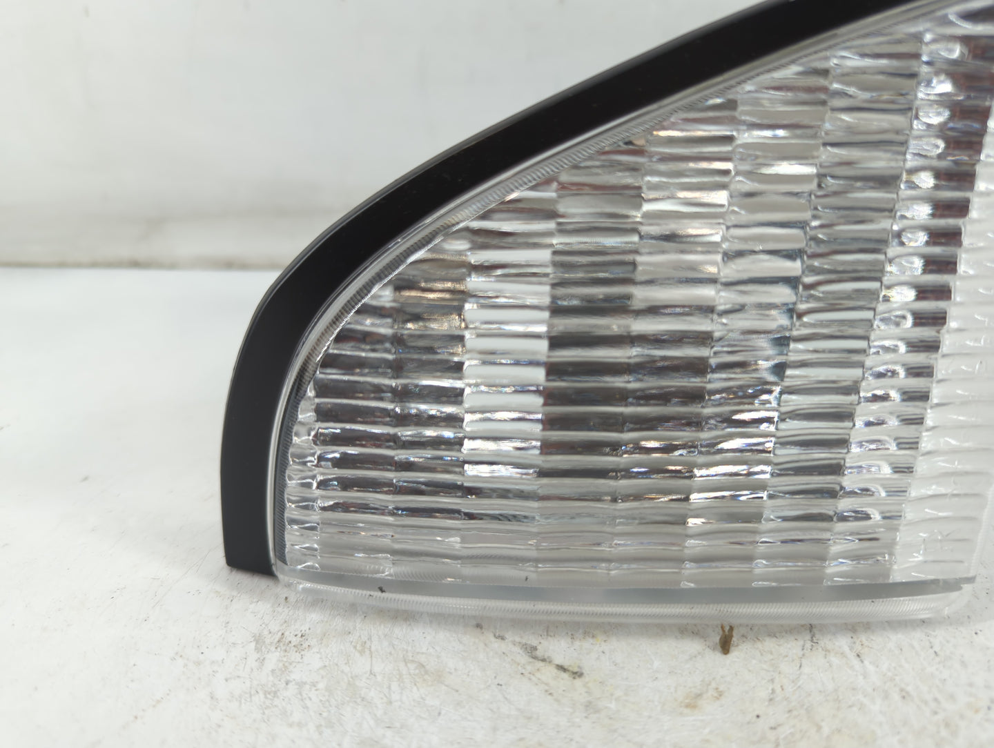 1993 Ford Mustang Driver Left Oem Front Light Lamp - Oemusedautoparts1.com