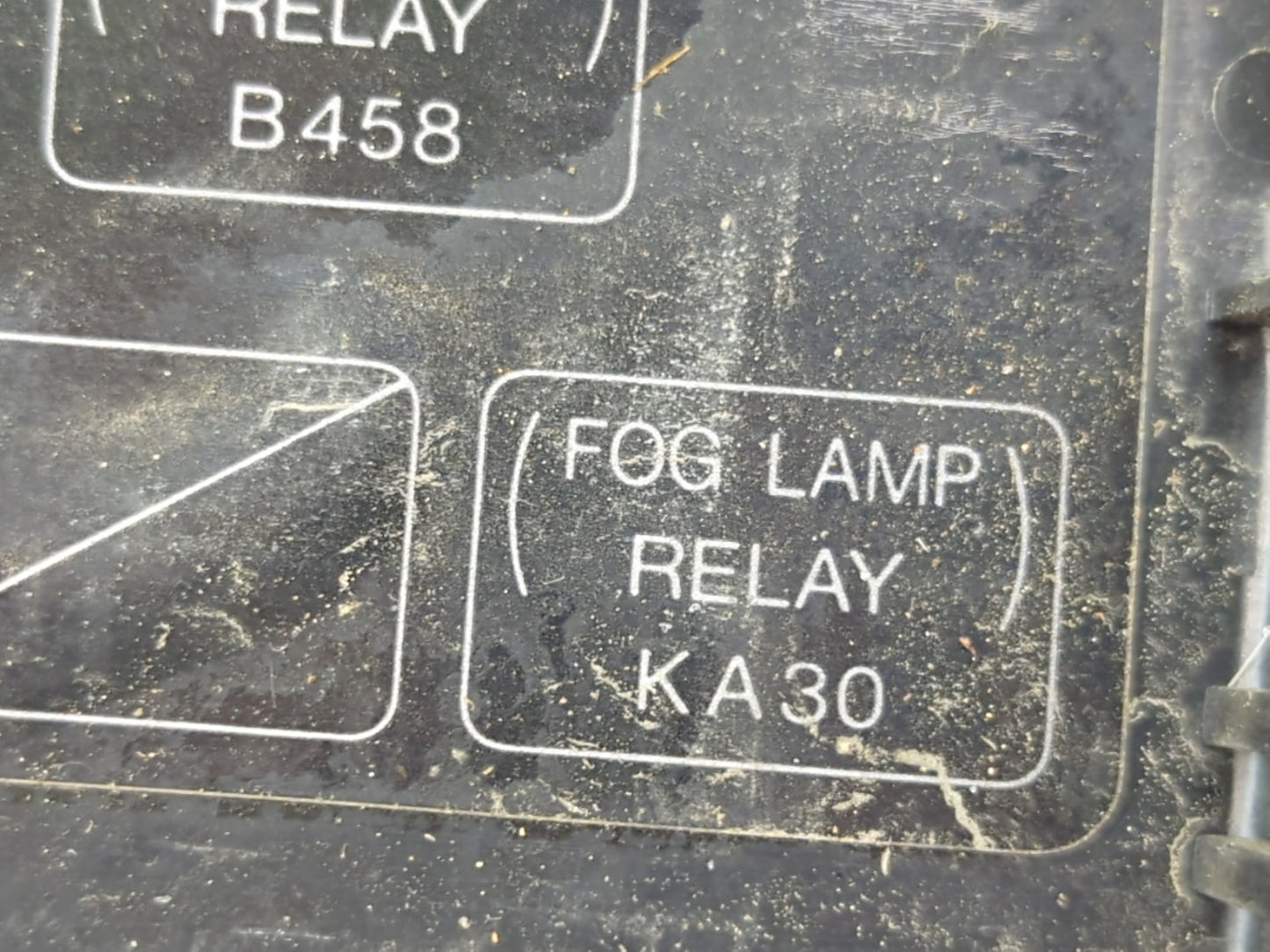 1993 Ford Probe Fusebox Fuse Box Panel Relay Module Fits OEM Used Auto Parts - Oemusedautoparts1.com