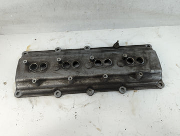 1993 Gmc Sierra 1500 Passenger Right Cylinder Head Valve Cover Fits OEM Used Auto Parts - Oemusedautoparts1.com