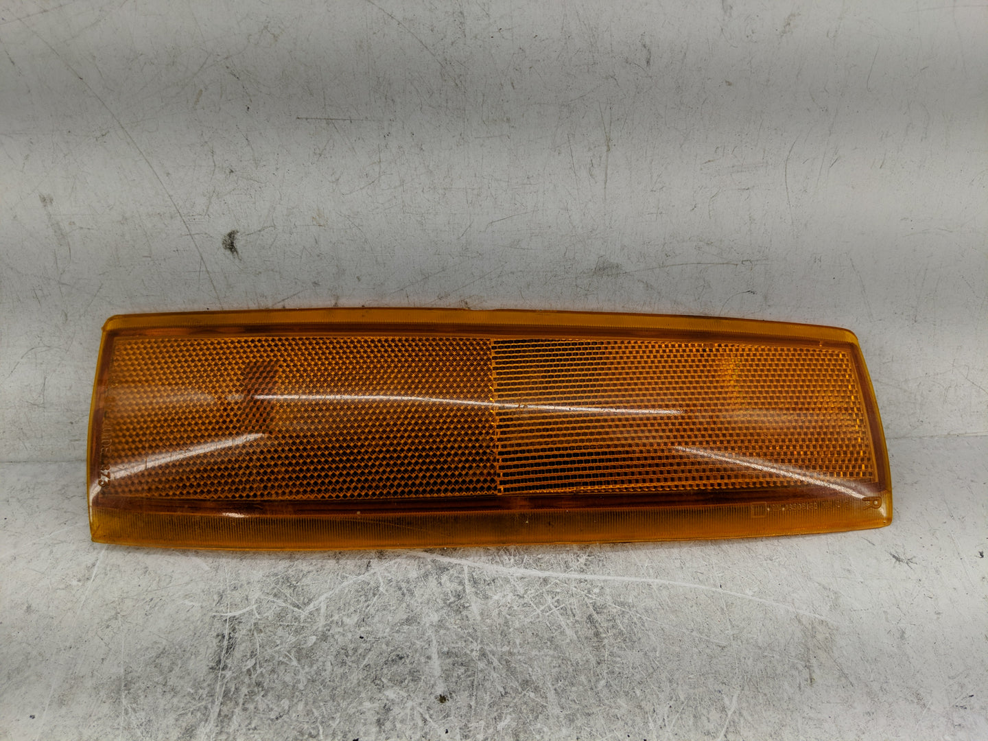 1993 Gmc Yukon Passenger Right Oem Front Light Lamp - Oemusedautoparts1.com