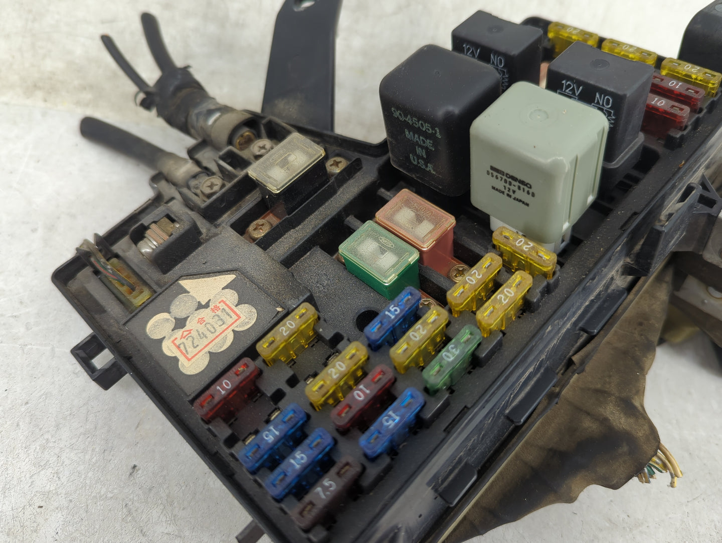 1993 Honda Accord Fusebox Fuse Box Panel Relay Module Fits OEM Used Auto Parts - Oemusedautoparts1.com