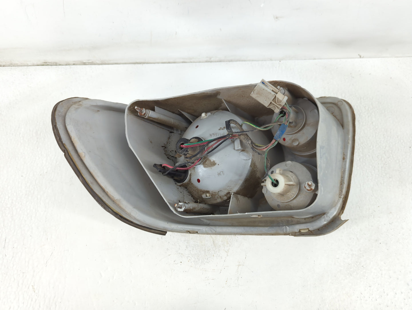 1993 Honda Civic Del Sol Tail Light Assembly Driver Left OEM Fits OEM Used Auto Parts - Oemusedautoparts1.com
