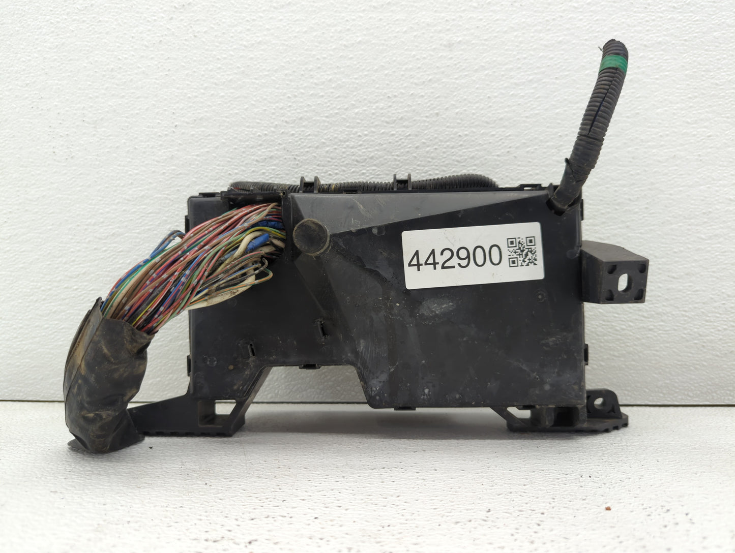 1993 Isuzu Trooper Fusebox Fuse Box Panel Relay Module Fits OEM Used Auto Parts - Oemusedautoparts1.com