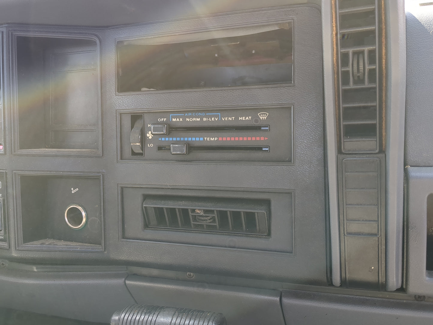 1994-1996 Jeep Cherokee Climate Control Module Temperature AC/Heater Replacement Fits Fits 1994 1995 1996 OEM Used Auto Part