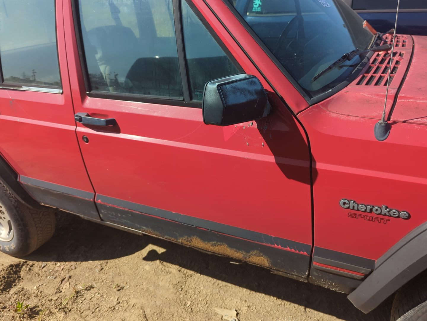 1993 Jeep Cherokee Passenger Front Door Oem - Oemusedautoparts1.com