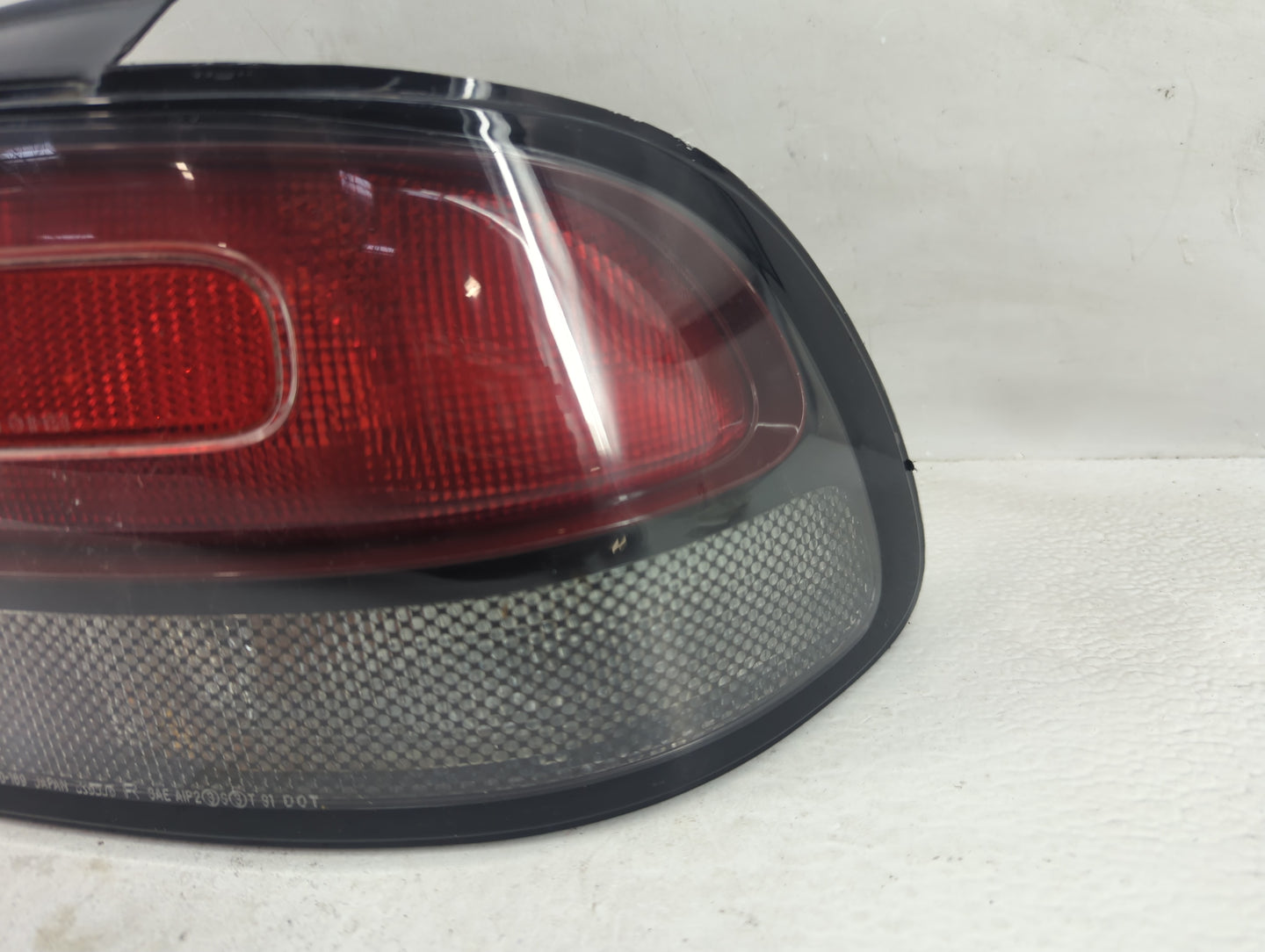 1993-1995 Lexus Gs300 Tail Light Assembly Passenger Right OEM Fits Fits 1993 1994 1995 OEM Used Auto Parts - Oemusedautopart