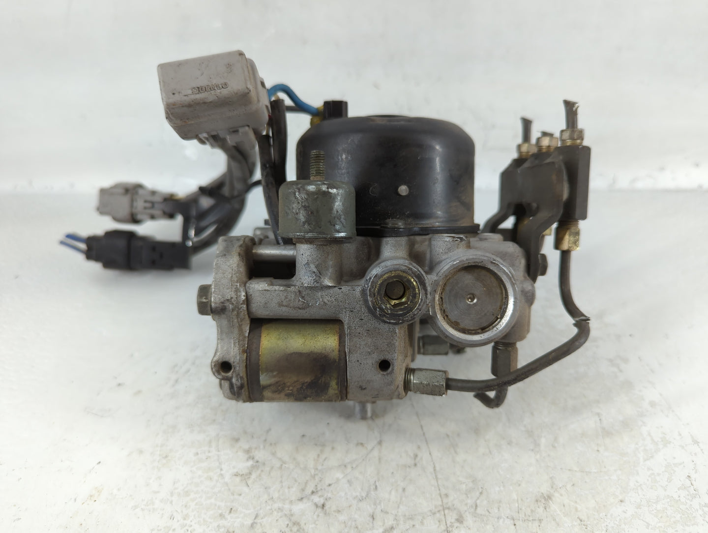 1993 Lexus Sc400 ABS Pump Control Module Replacement P/N:44510-24051 Fits Fits 1992 OEM Used Auto Parts - Oemusedautoparts1.
