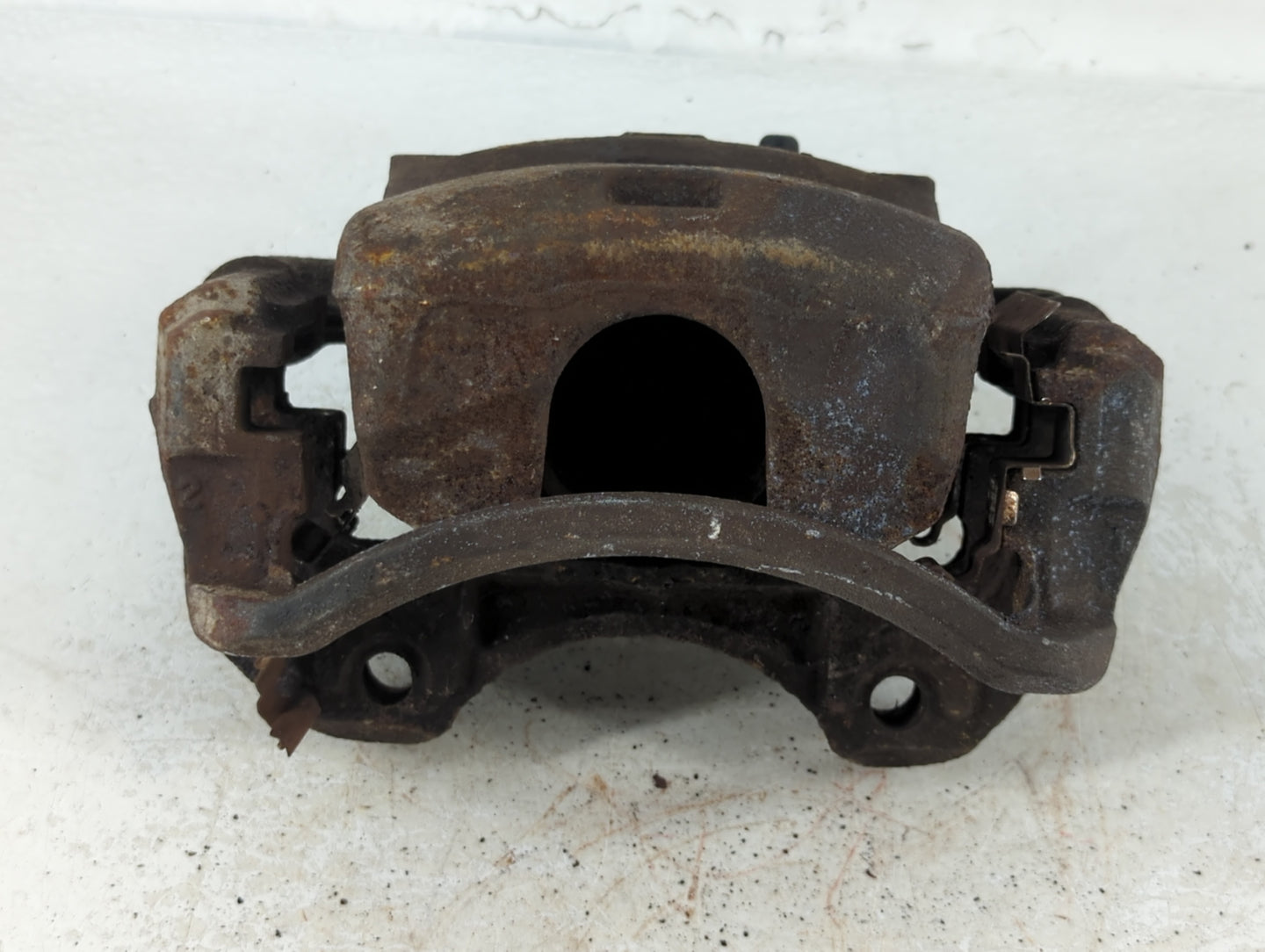1989-1999 Nissan Maxima Front Driver Left Brake Caliper - Oemusedautoparts1.com