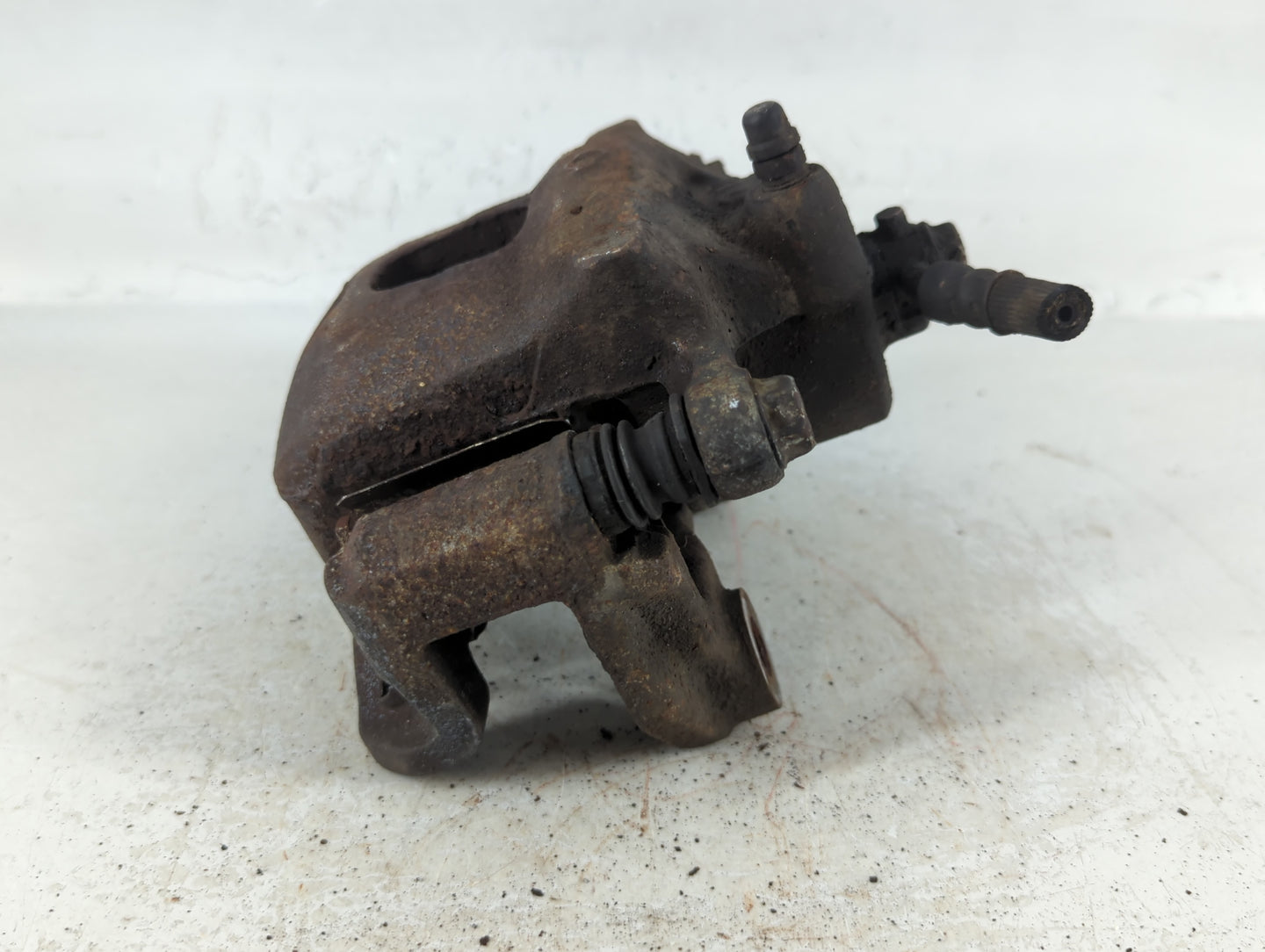 1989-1999 Nissan Maxima Front Driver Left Brake Caliper - Oemusedautoparts1.com