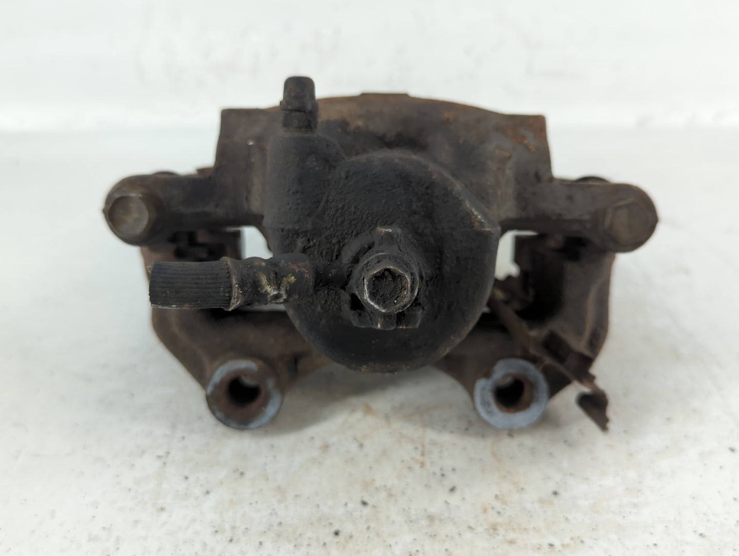 1989-1999 Nissan Maxima Front Driver Left Brake Caliper - Oemusedautoparts1.com