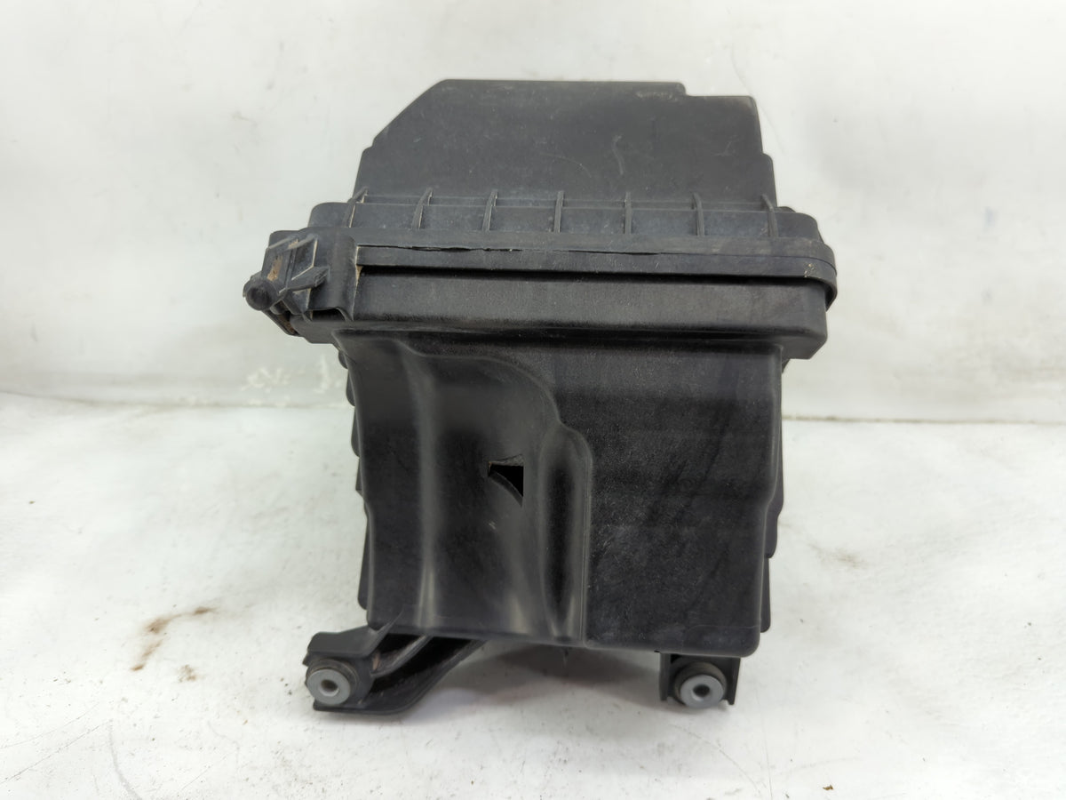1993 Oldsmobile Cutlass Air Cleaner Intake-duct Hose Tube - Oemusedautoparts1.com