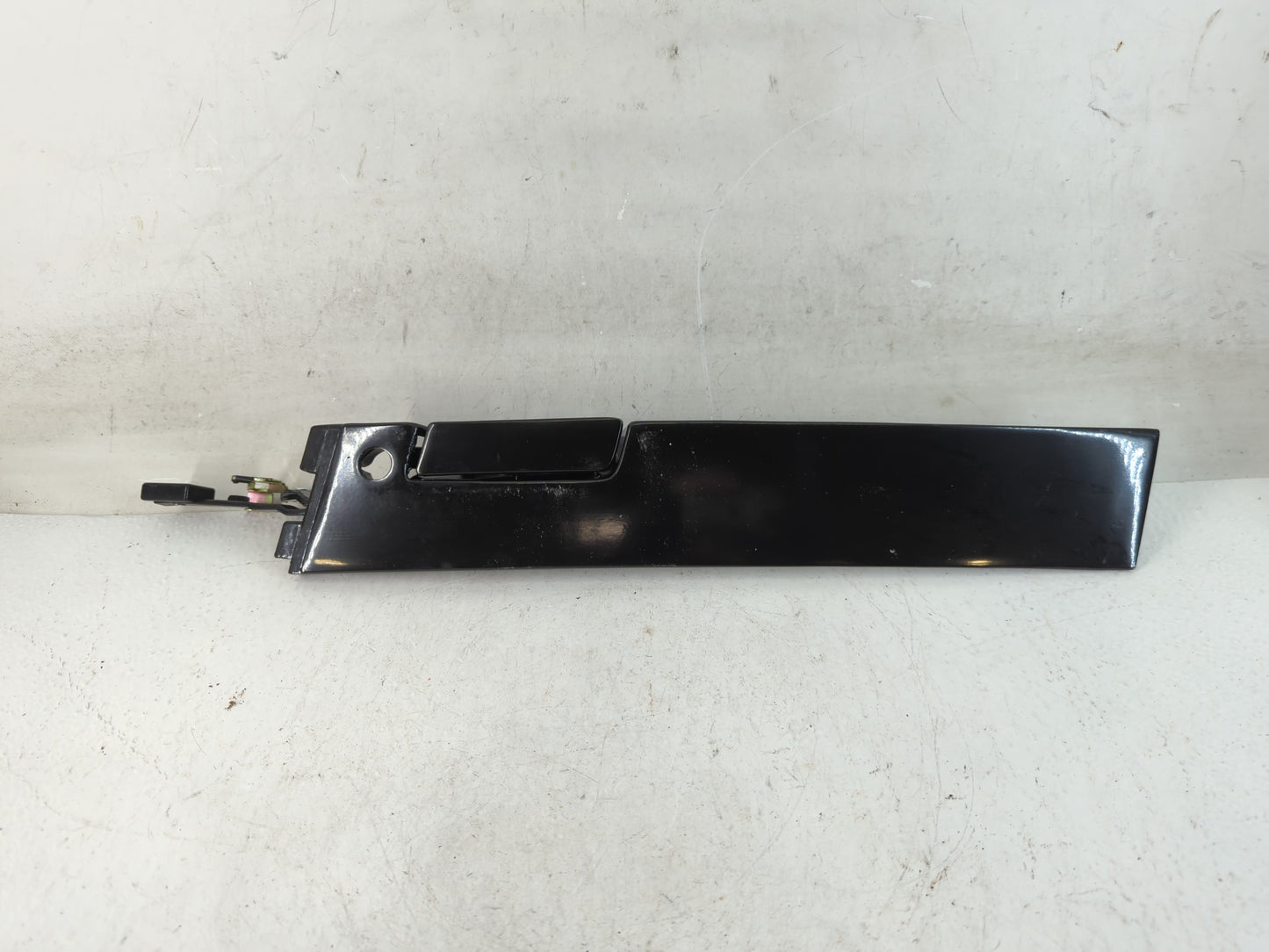 1993 Cutlass Passenger Front Right Door Handle Exterior Assembly - Oemusedautoparts1.com