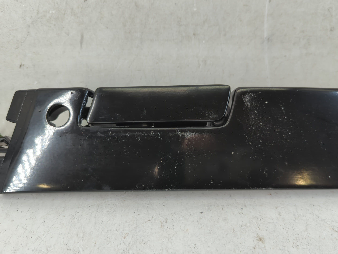 1993 Cutlass Passenger Front Right Door Handle Exterior Assembly - Oemusedautoparts1.com