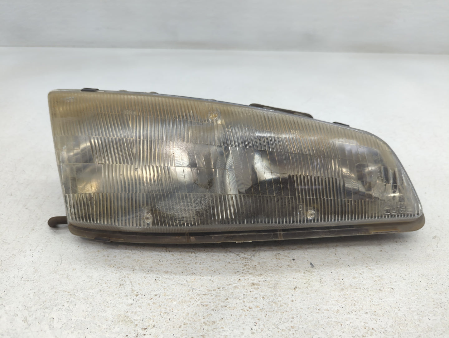 1992-1995 Pontiac Grand Am Passenger Right Oem Head Light Headlight Lamp - Oemusedautoparts1.com