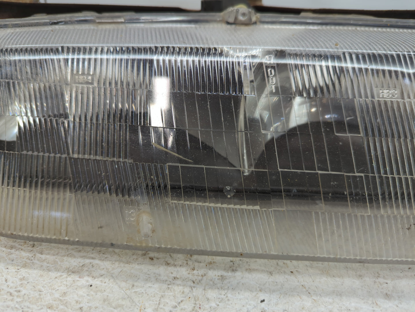 1993 Pontiac Grand Am Passenger Right Oem Head Light Headlight Lamp - Oemusedautoparts1.com