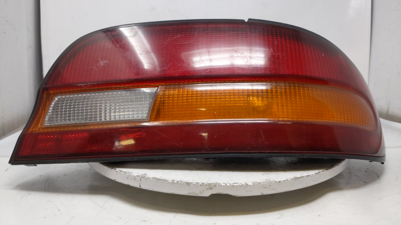 1993 Saab 9-3 Tail Light Assembly Passenger Right OEM Fits OEM Used Auto Parts - Oemusedautoparts1.com