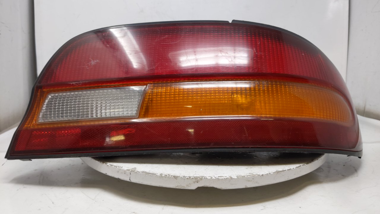 1993 Saab 9-3 Tail Light Assembly Passenger Right OEM Fits OEM Used Auto Parts - Oemusedautoparts1.com