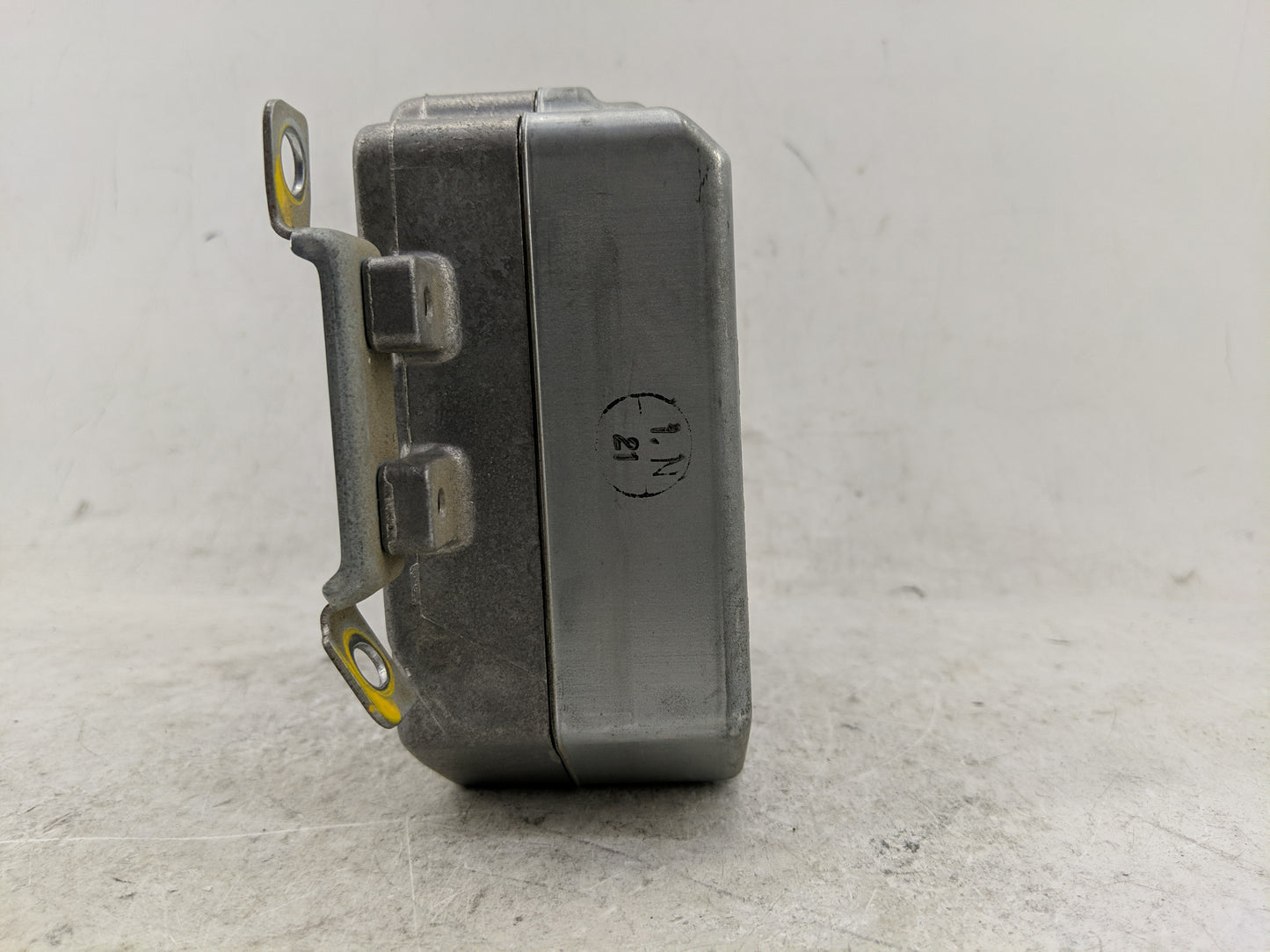 1995-1995 Subaru Impreza Airbag Control Module 98221aa000|152300-0104 - Oemusedautoparts1.com