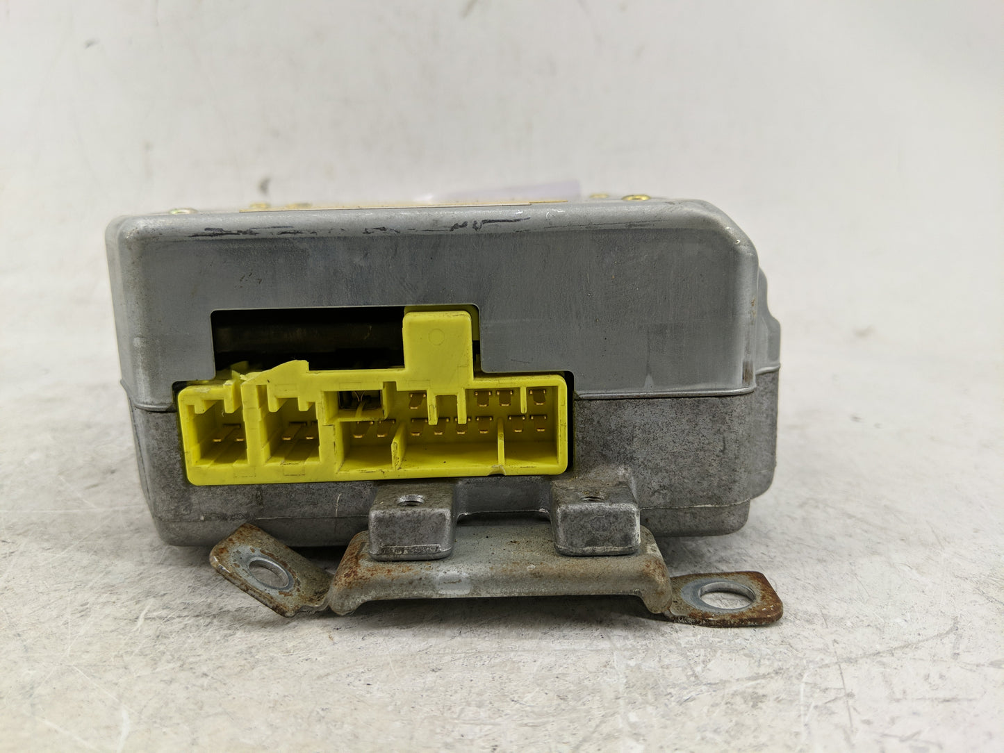1995-1995 Subaru Impreza Chassis Control Module Ccm Bcm Body Control - Oemusedautoparts1.com
