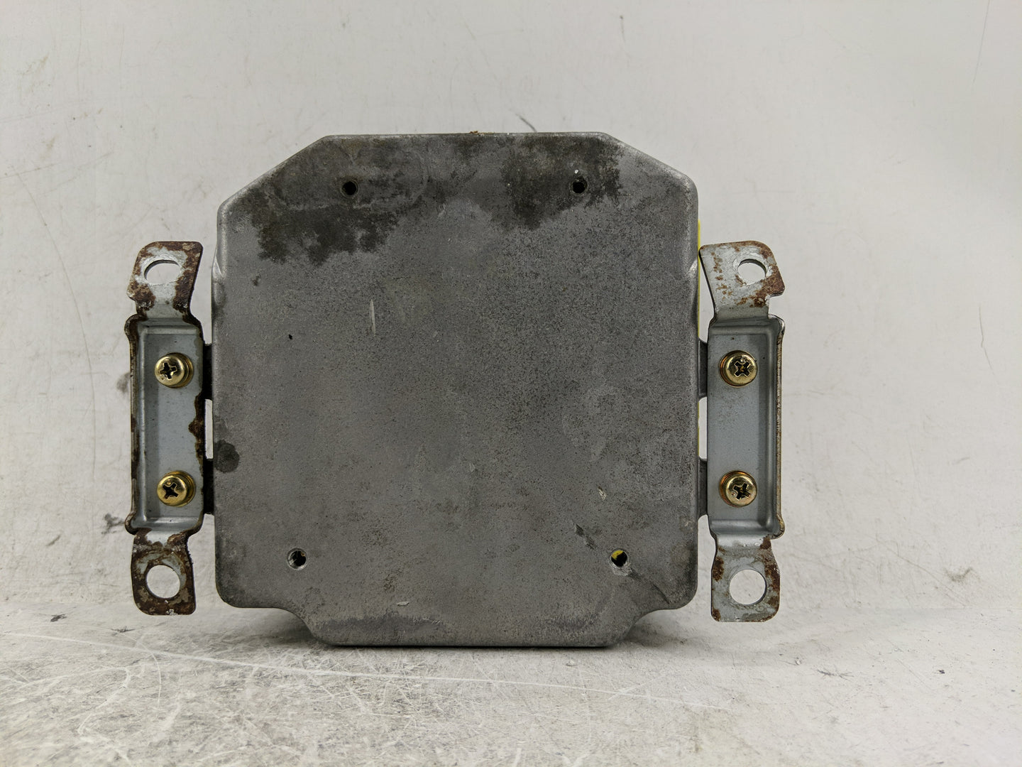 1995-1995 Subaru Impreza Chassis Control Module Ccm Bcm Body Control - Oemusedautoparts1.com