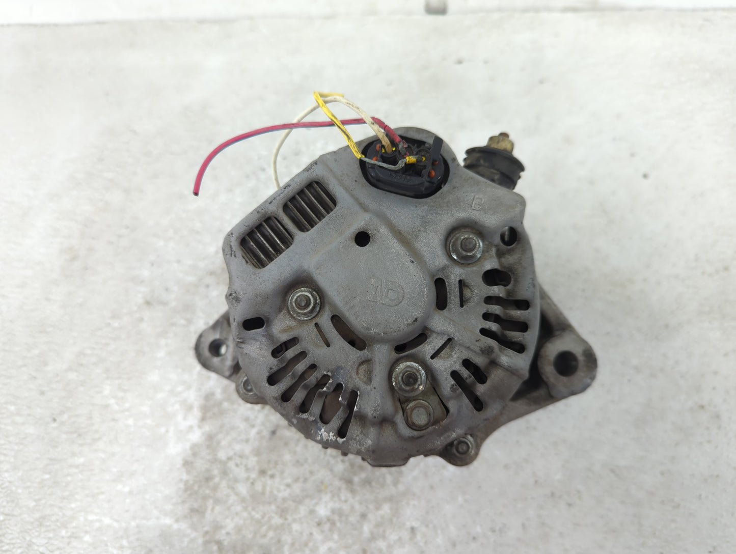 1993 Toyota Camry Alternator Replacement Generator Charging Assembly Engine OEM P/N:270607437084 Fits OEM Used Auto Parts - 